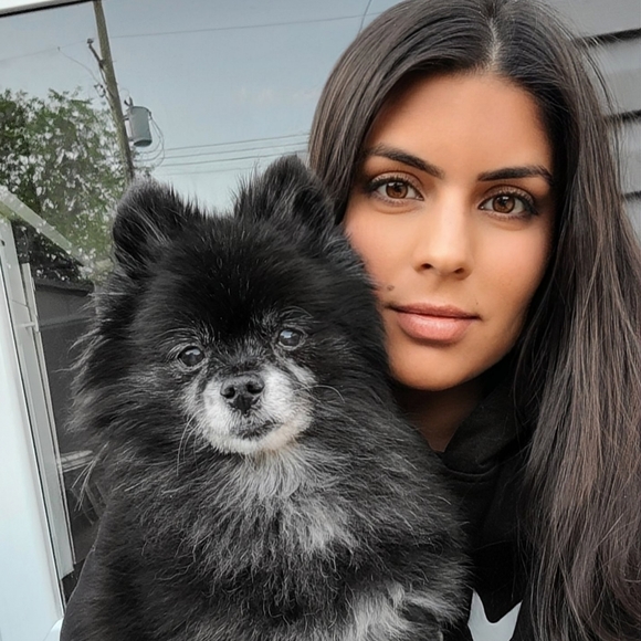 Meet your Posher, Kherri - Picture 2 of 2